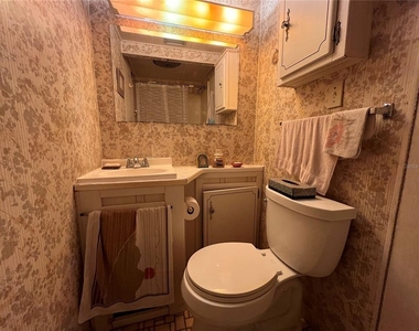 16 Grey Fox Lane - Photo Thumbnail 6