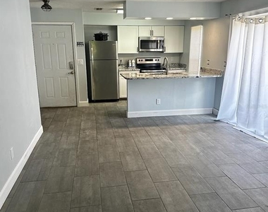4151 Se 21 Street - Photo Thumbnail 4