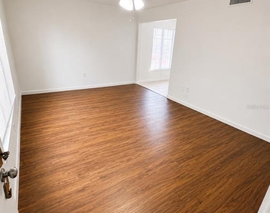 1727-1727 Ne 2nd Street - Photo Thumbnail 3