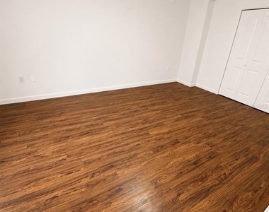 1727-1727 Ne 2nd Street - Photo Thumbnail 9