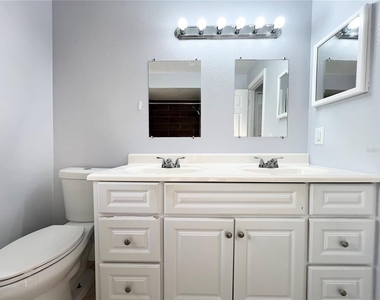 11340 Cardiff Drive - Photo Thumbnail 16