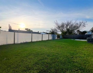 11340 Cardiff Drive - Photo Thumbnail 59