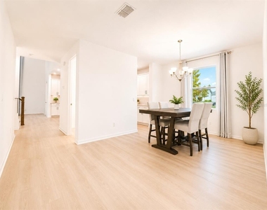 2321 Endeavor Way - Photo Thumbnail 8