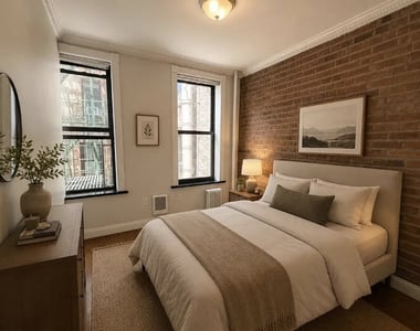 Mulberry Street - Photo Thumbnail 11