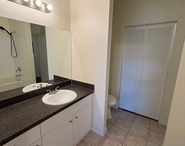 6348 Raleigh Street - Photo Thumbnail 12