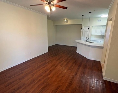 6348 Raleigh Street - Photo Thumbnail 3