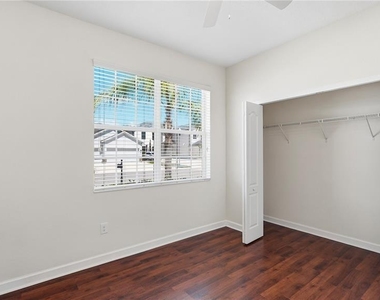 3053 Youngford Street - Photo Thumbnail 6