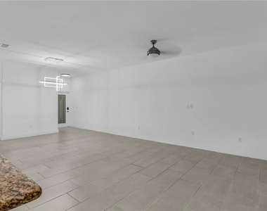 15381 Avenue Of The Arbors - Photo Thumbnail 5
