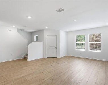 5120 Clay Whaley Road - Photo Thumbnail 3