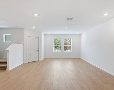 5120 Clay Whaley Road - Photo Thumbnail 10