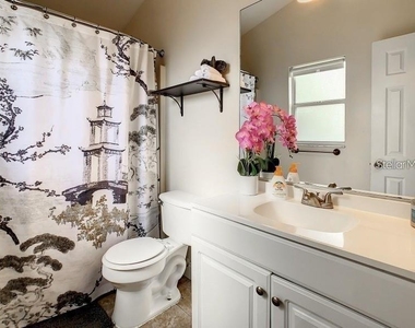 9655 Hollyhill Drive - Photo Thumbnail 3