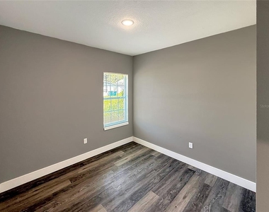 323 Pearl Street - Photo Thumbnail 22