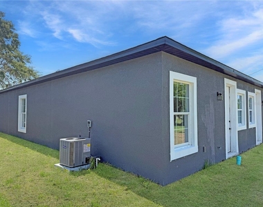 323 Pearl Street - Photo Thumbnail 33