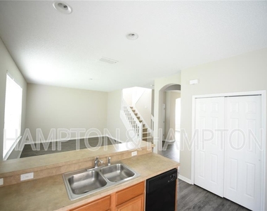 2809 Eagle Claw Court - Photo Thumbnail 5