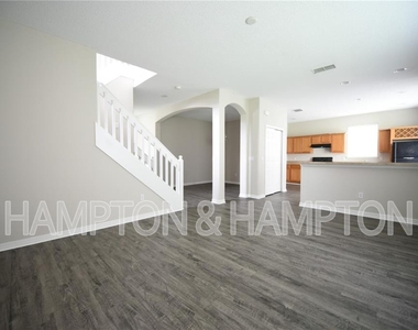 2809 Eagle Claw Court - Photo Thumbnail 2