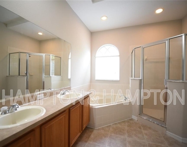 2809 Eagle Claw Court - Photo Thumbnail 10