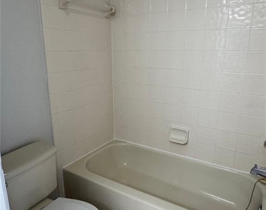 1854 Meadow Pond Way - Photo Thumbnail 30