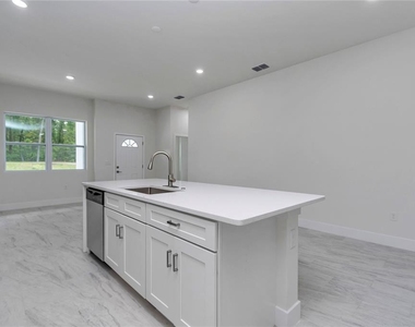 4592 Sw Channel Heights Court - Photo Thumbnail 13