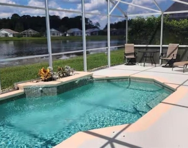 622 Eagle Pointe S - Photo Thumbnail 2