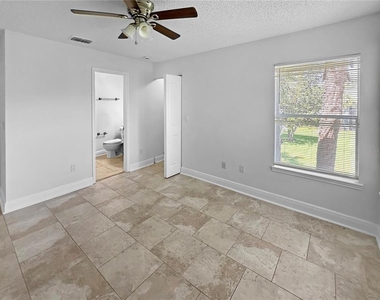 708 Secret Harbor Lane - Photo Thumbnail 7