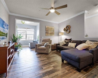 430 Southern Pecan Circle - Photo Thumbnail 1