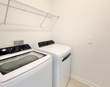 6079 Wellbeing Way - Photo Thumbnail 25