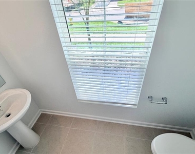 6079 Wellbeing Way - Photo Thumbnail 11