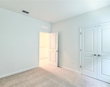 6079 Wellbeing Way - Photo Thumbnail 18