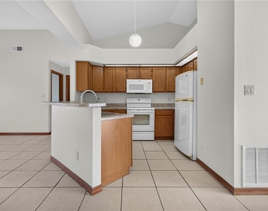 4059 Waterview Loop - Photo Thumbnail 10