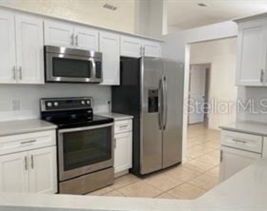 1551 Ortega Avenue - Photo Thumbnail 12