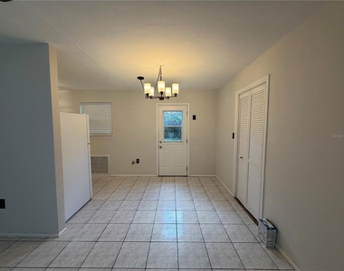 6013 Chenango Lane - Photo Thumbnail 9