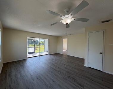 2619 Magdalina Drive - Photo Thumbnail 9
