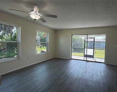 2619 Magdalina Drive - Photo Thumbnail 8