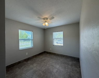 21090 Bersell Avenue - Photo Thumbnail 9