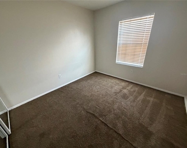 73 Olive Drive - Photo Thumbnail 8