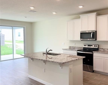 1336 Nw 132nd Circle - Photo Thumbnail 3