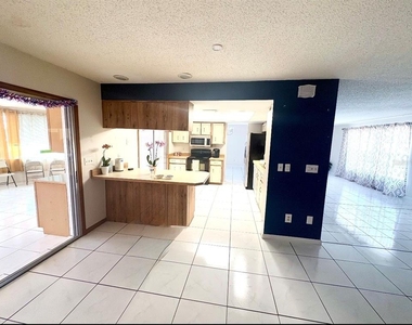 13 Flarestone Court - Photo Thumbnail 2