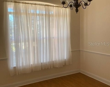 28 Firethorn Lane - Photo Thumbnail 4