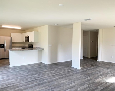 1271 S Mcduff Street - Photo Thumbnail 7
