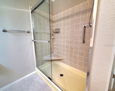 14 Freeman Avenue - Photo Thumbnail 24