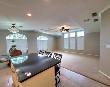 14 Freeman Avenue - Photo Thumbnail 15