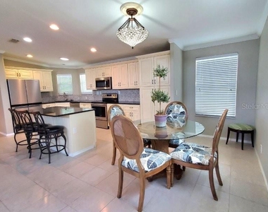 14 Freeman Avenue - Photo Thumbnail 7