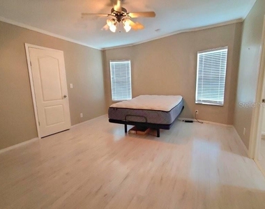 14 Freeman Avenue - Photo Thumbnail 20