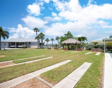 14 Freeman Avenue - Photo Thumbnail 35