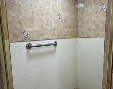 20538 Tappan Zee Drive - Photo Thumbnail 10