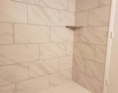 549 Lakeside Drive - Photo Thumbnail 10