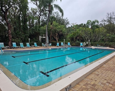 549 Lakeside Drive - Photo Thumbnail 21