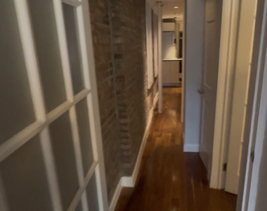 Mulberry Street - Photo Thumbnail 14