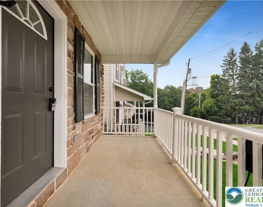 825 16th Avenue - Photo Thumbnail 2