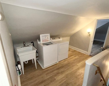 374 8th Avenue - Photo Thumbnail 6